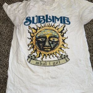 ⭐️White‎ Graphic Short Sleeve Tee⭐️